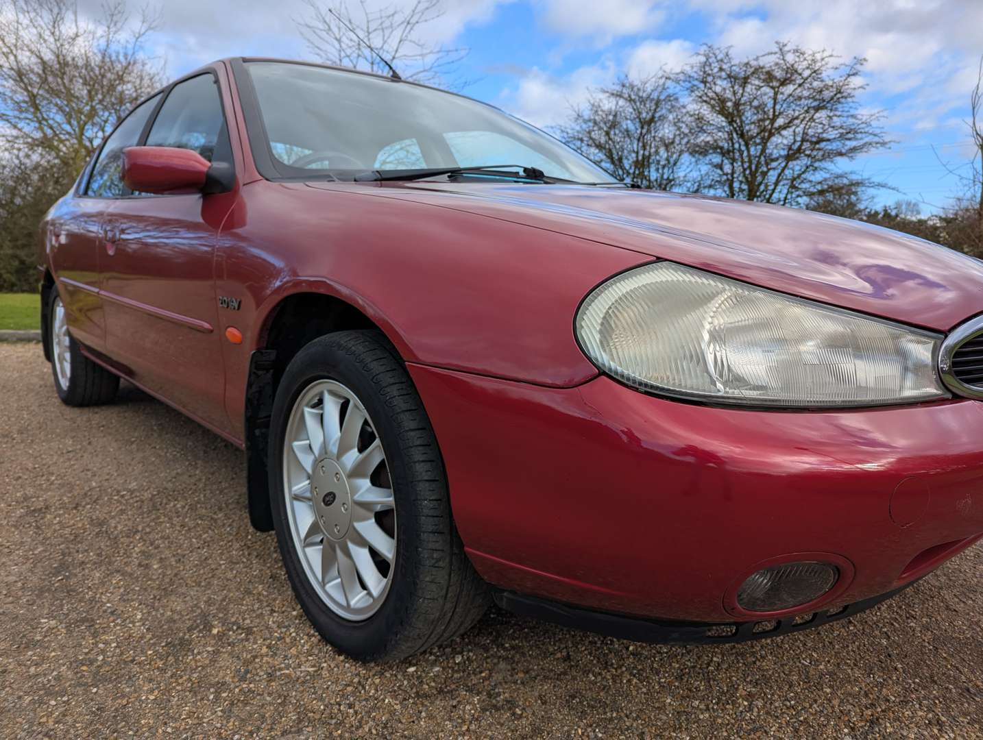 <p>2000 FORD MONDEO GHIA X 2.0 AUTO</p>