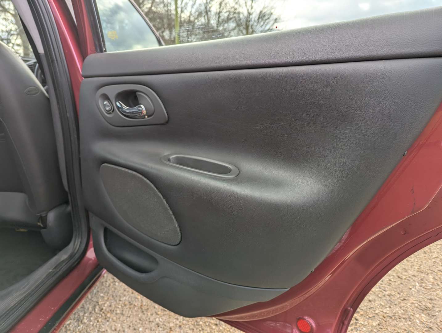 <p>2000 FORD MONDEO GHIA X 2.0 AUTO</p>