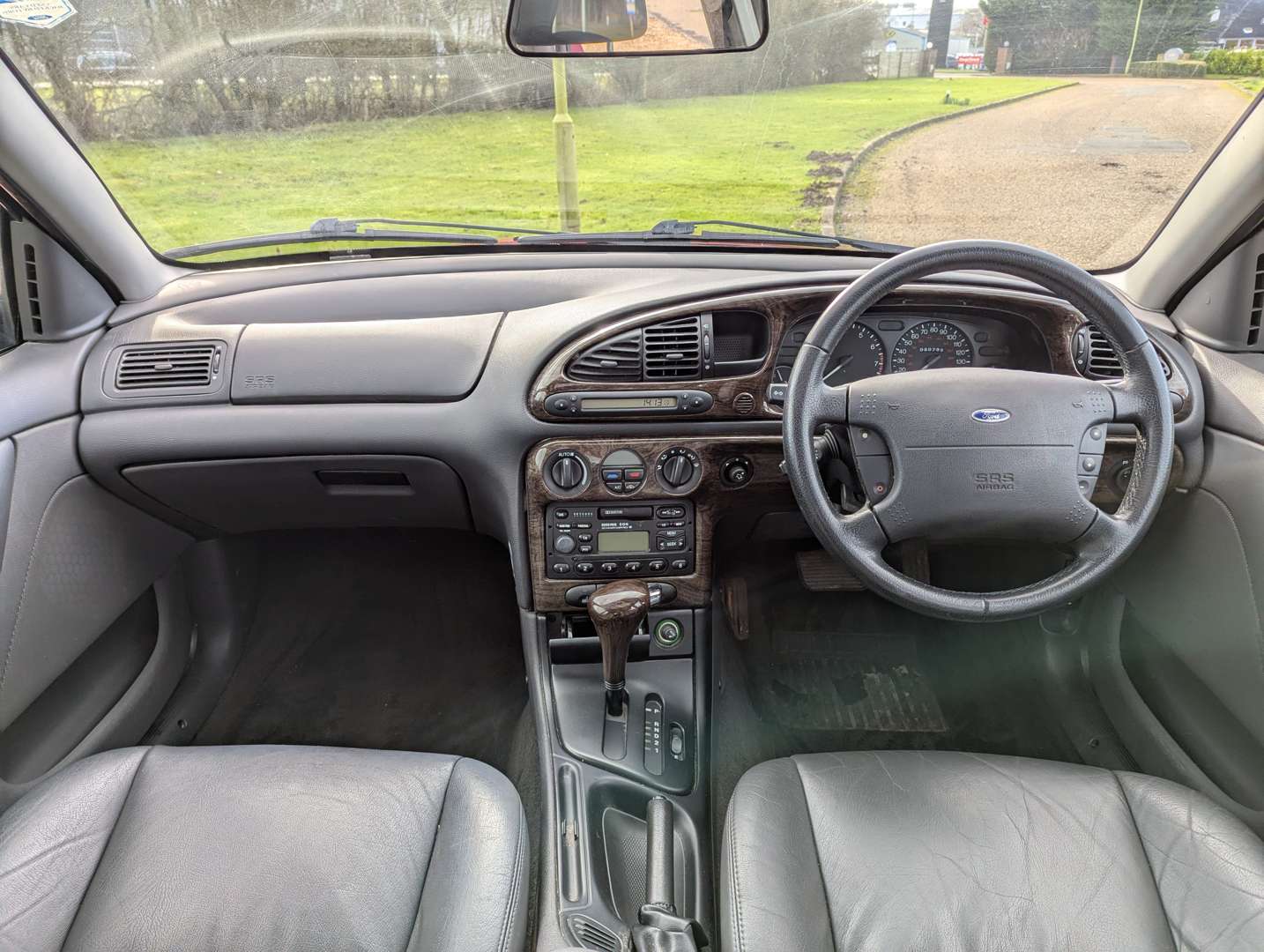 <p>2000 FORD MONDEO GHIA X 2.0 AUTO</p>