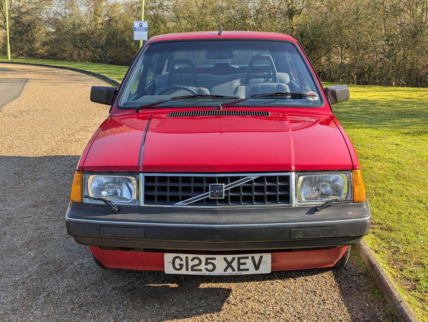 <p>1989 VOLVO 340</p>