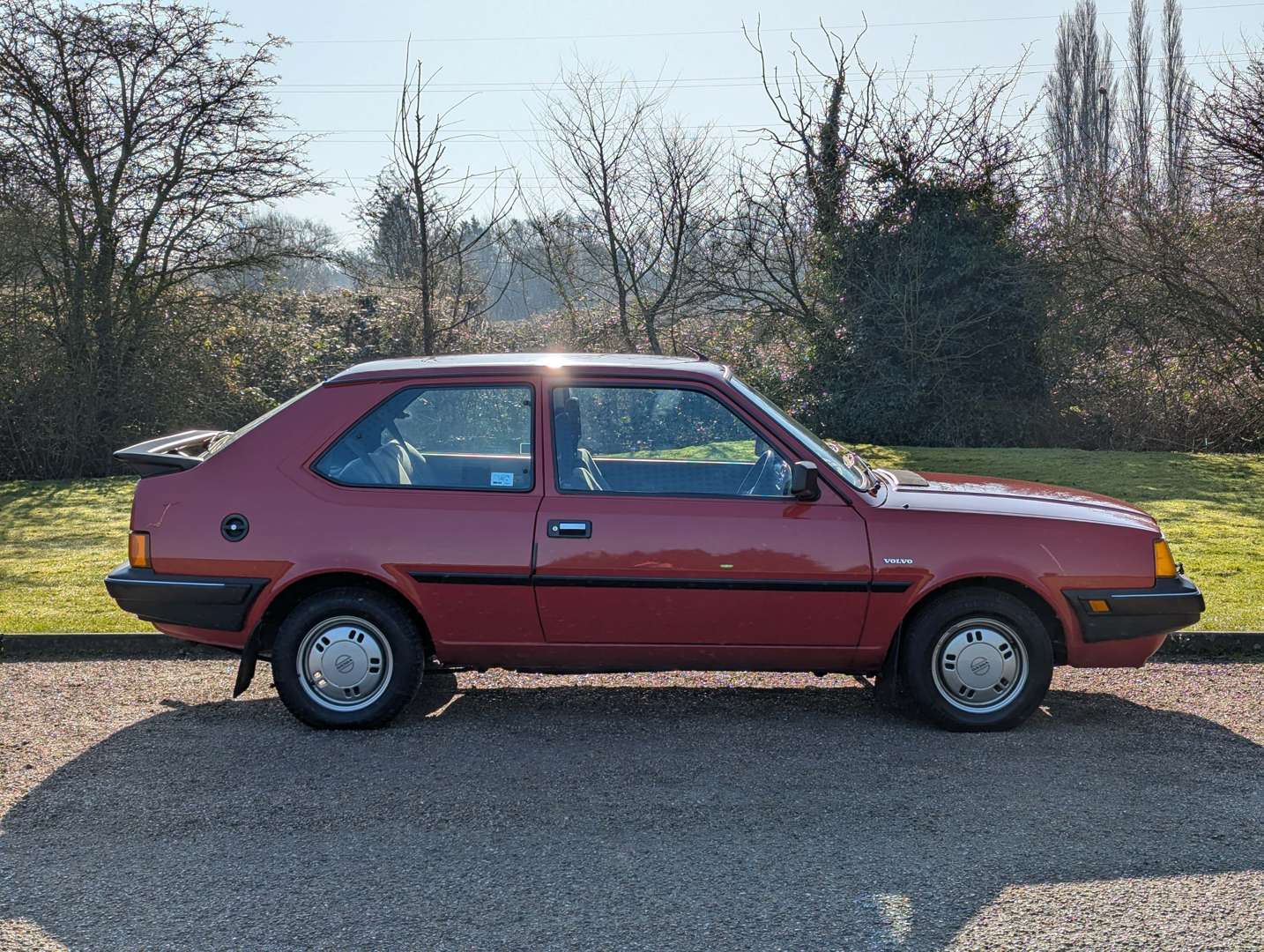 <p>1989 VOLVO 340</p>