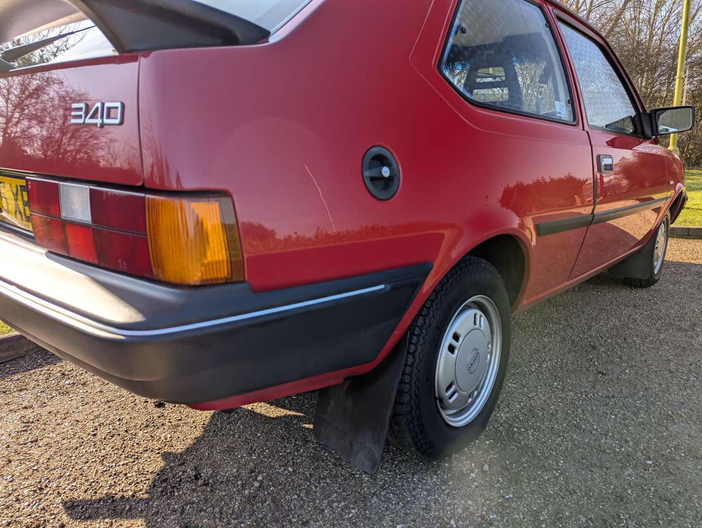 <p>1989 VOLVO 340</p>