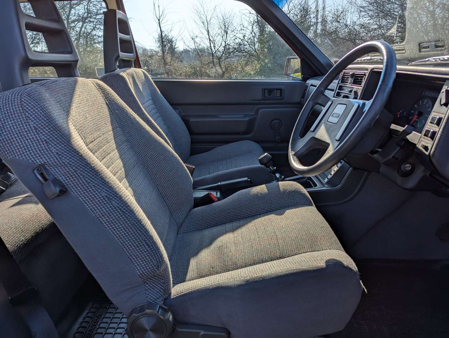 <p>1989 VOLVO 340</p>