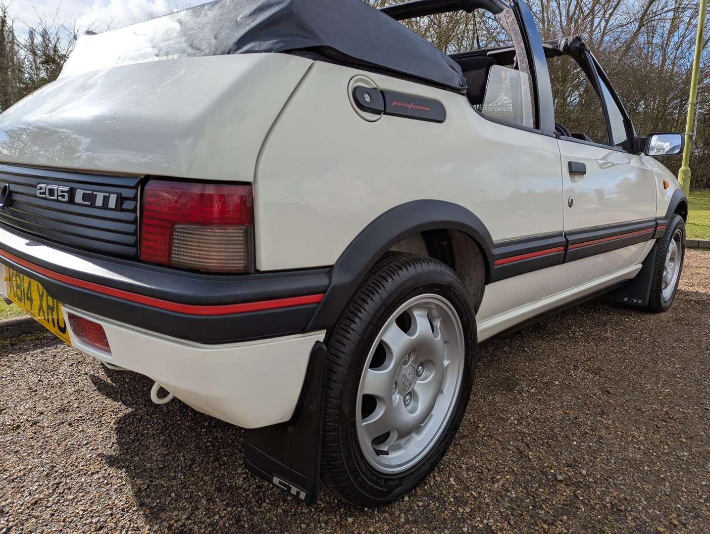 <p>1992 PEUGEOT 205 1.9 CTI</p>