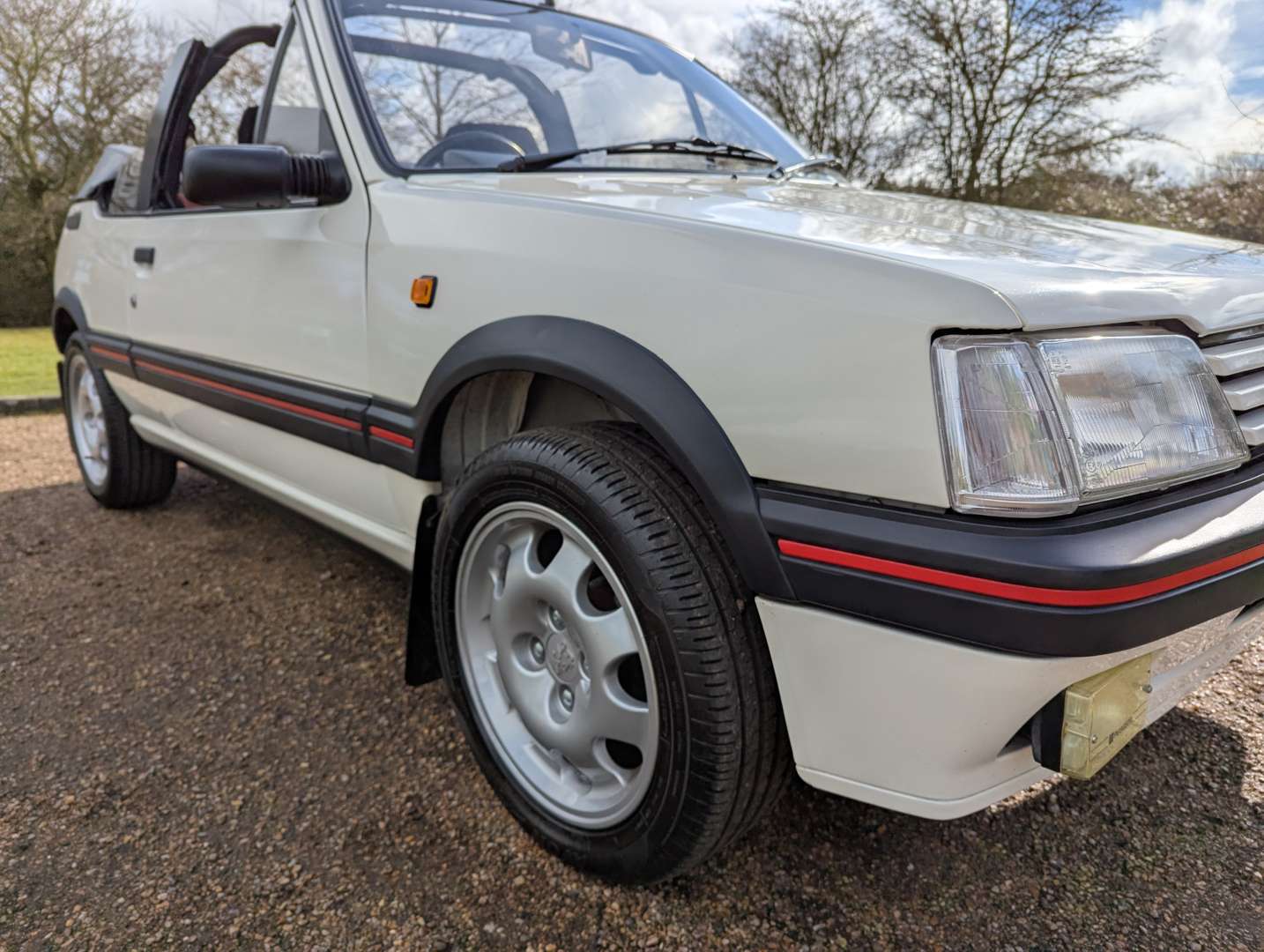<p>1992 PEUGEOT 205 1.9 CTI</p>