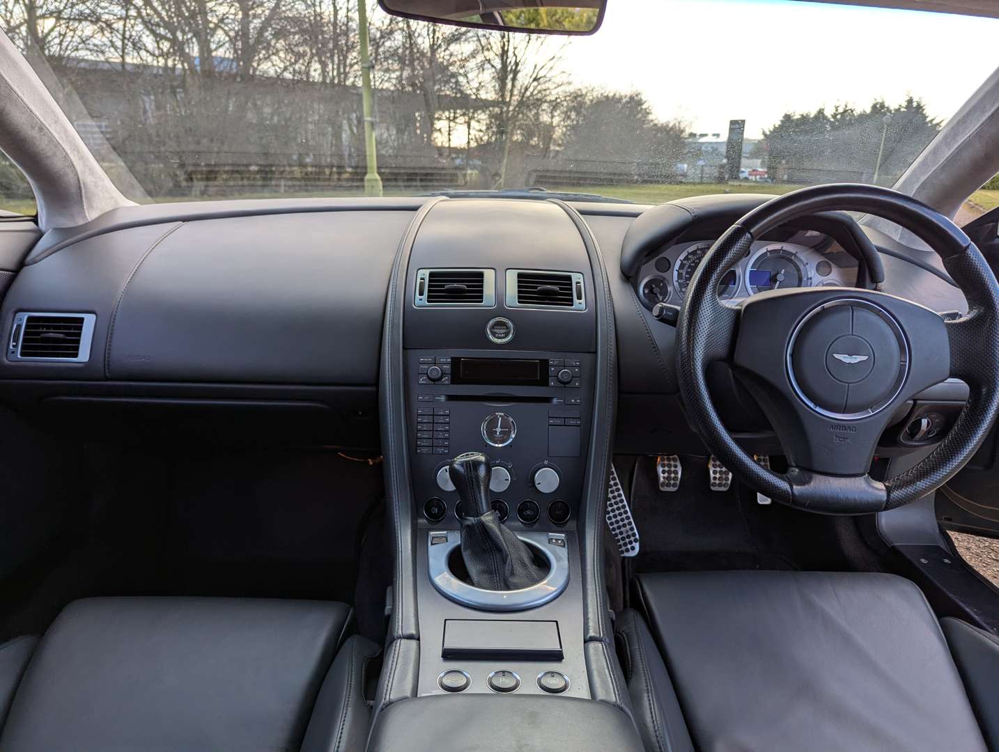<p>2006 ASTON MARTIN VANTAGE V8</p>