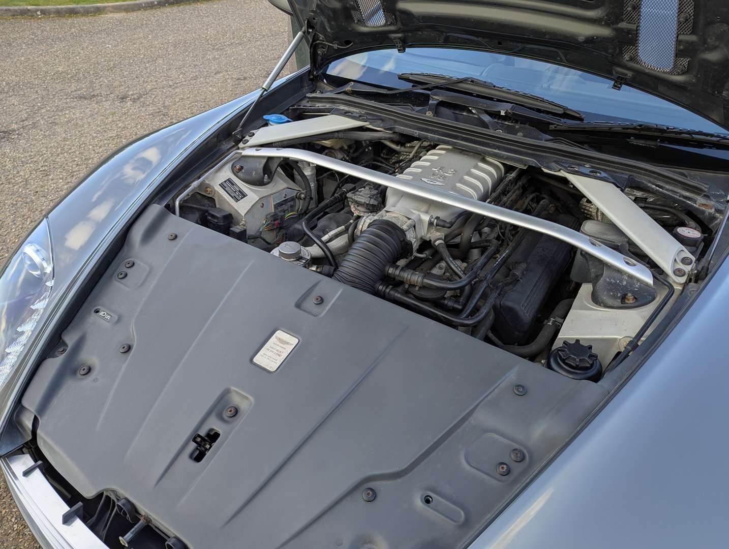 <p>2006 ASTON MARTIN VANTAGE V8</p>