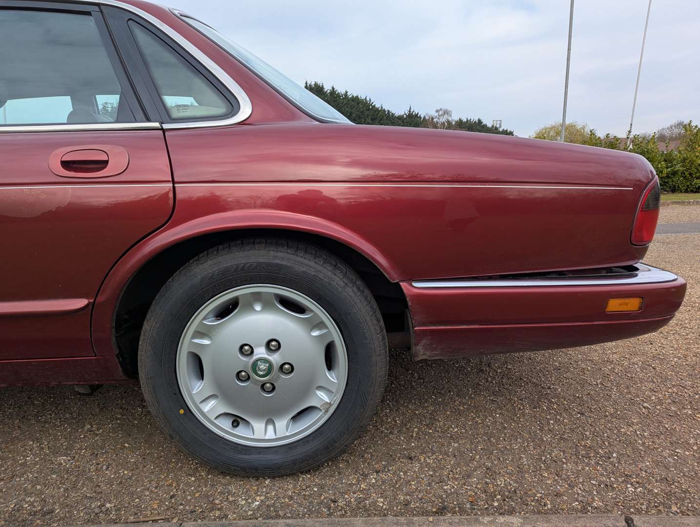 <p>1997 JAGUAR XJ 3.2 EXECUTIVE AUTO</p>