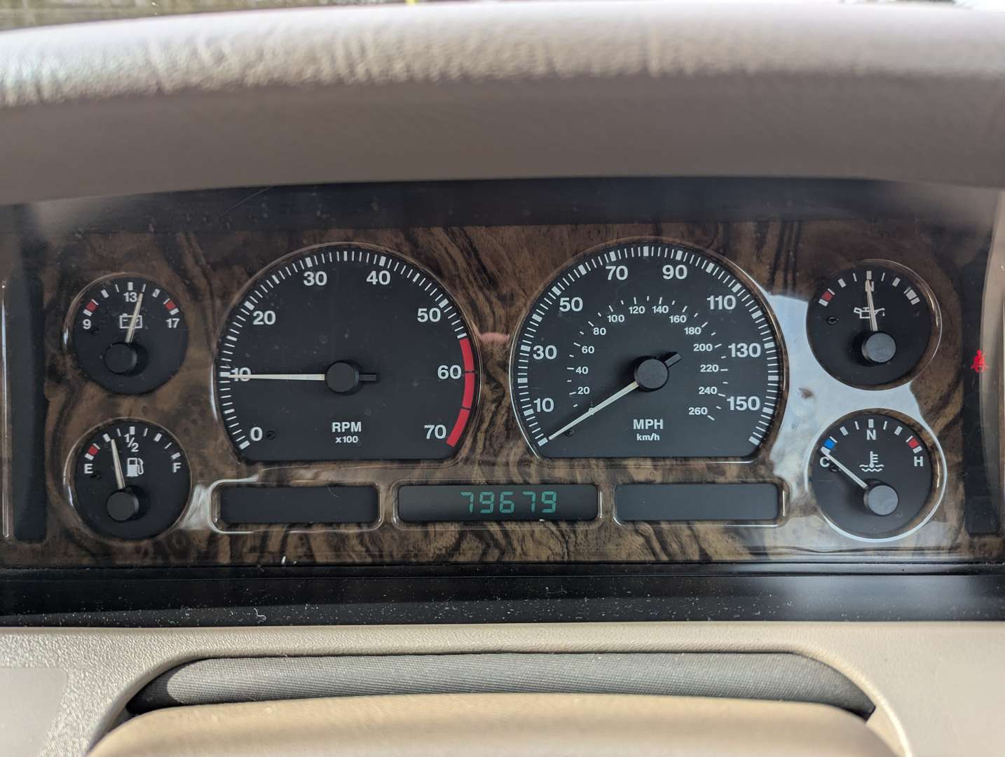 <p>1997 JAGUAR XJ 3.2 EXECUTIVE AUTO</p>