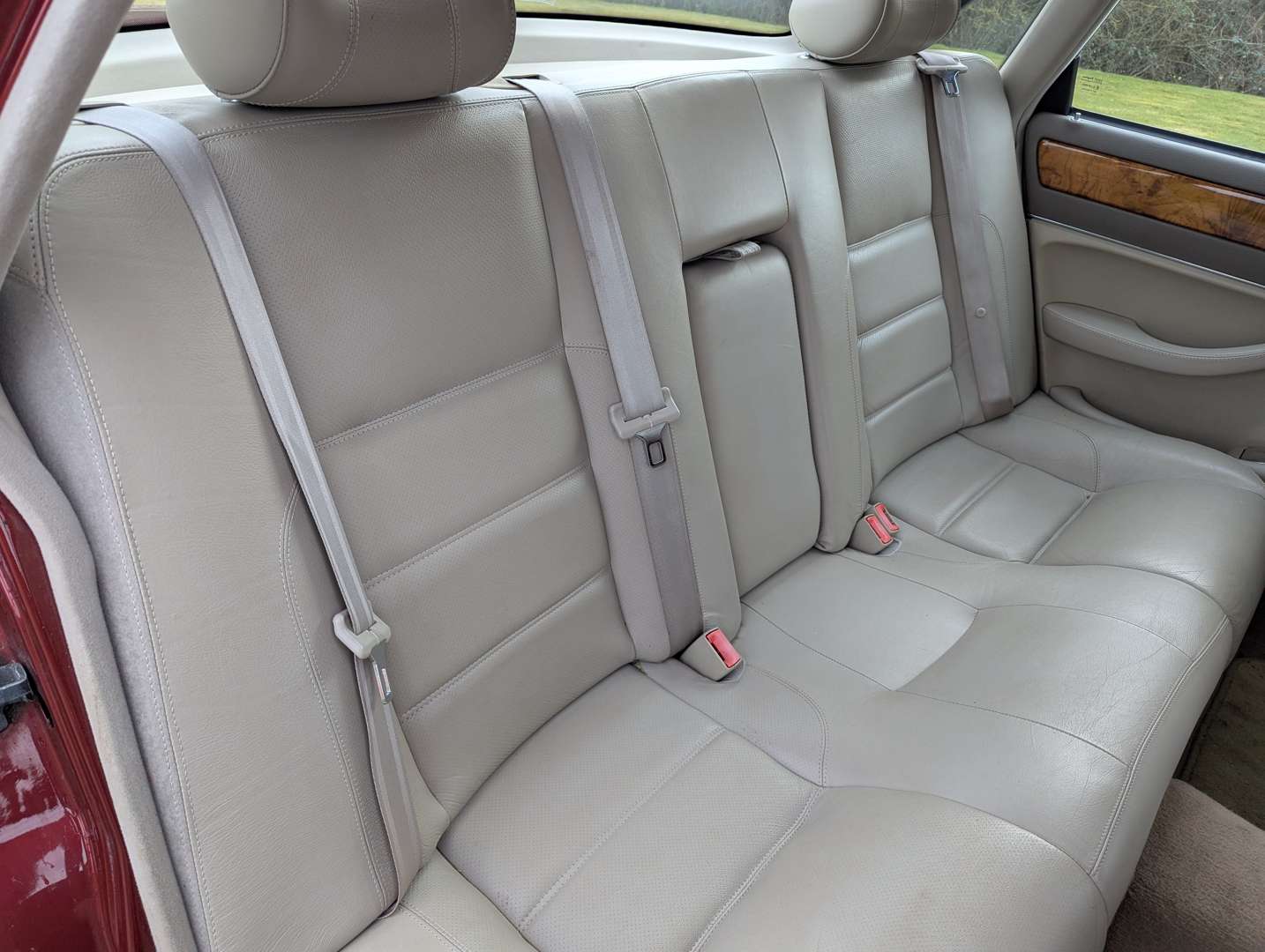 <p>1997 JAGUAR XJ 3.2 EXECUTIVE AUTO</p>
