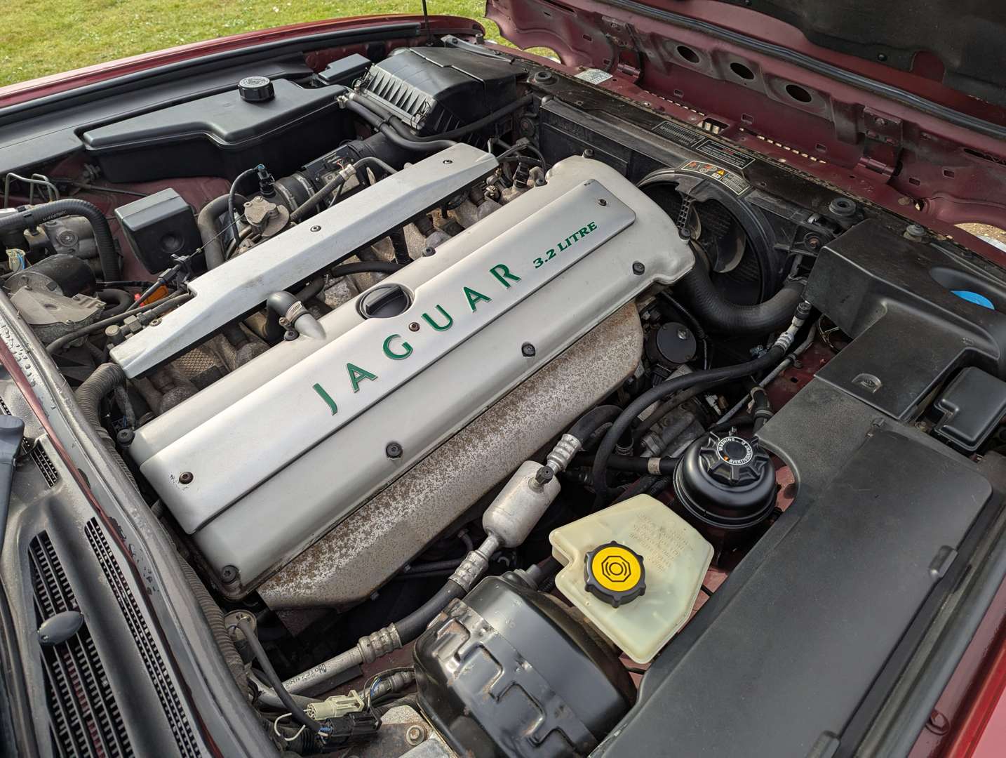 <p>1997 JAGUAR XJ 3.2 EXECUTIVE AUTO</p>