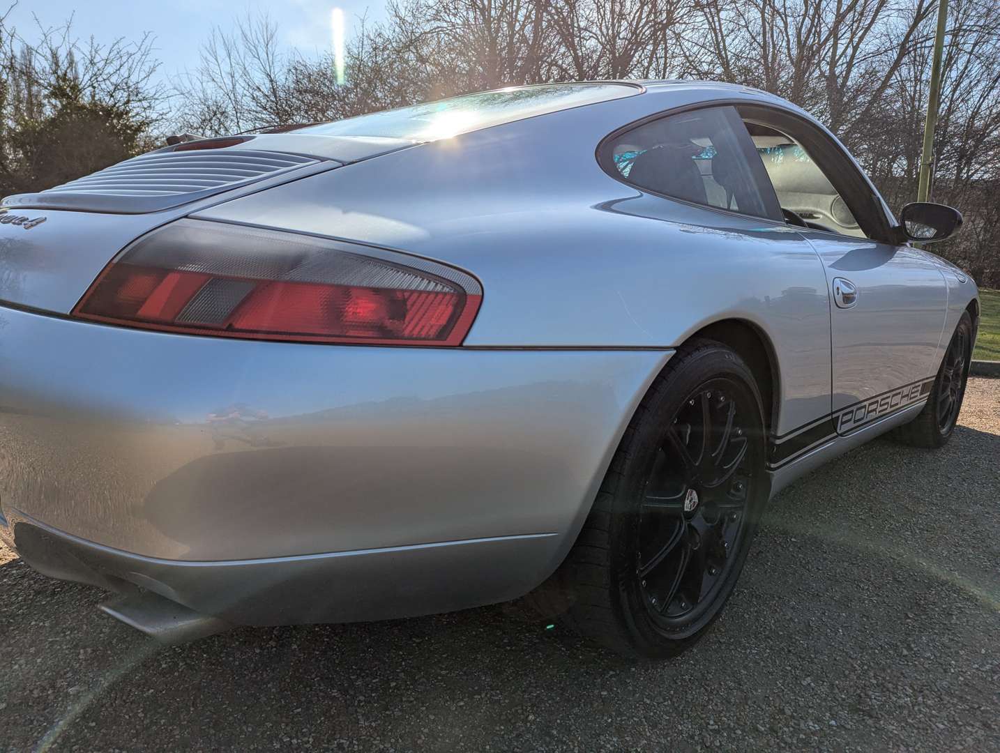 <p>2001 PORSCHE (996) 911 3.4 C4 COUPE MANUAL</p>