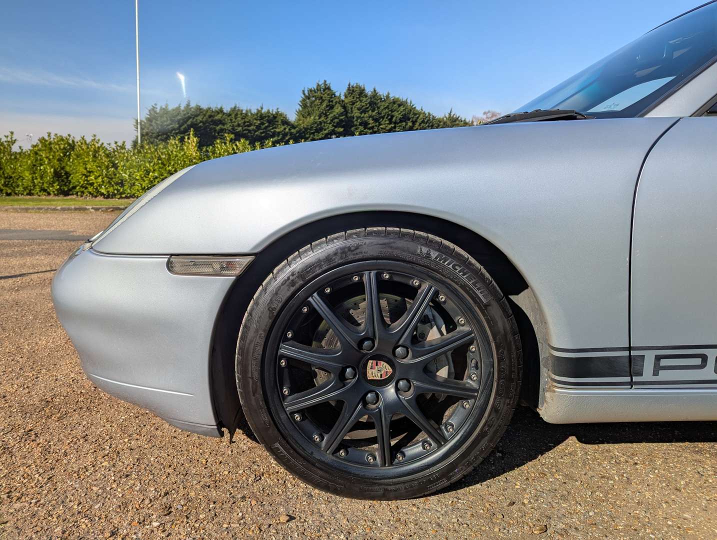 <p>2001 PORSCHE (996) 911 3.4 C4 COUPE MANUAL</p>