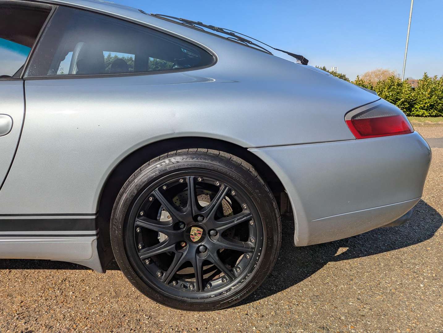 <p>2001 PORSCHE (996) 911 3.4 C4 COUPE MANUAL</p>