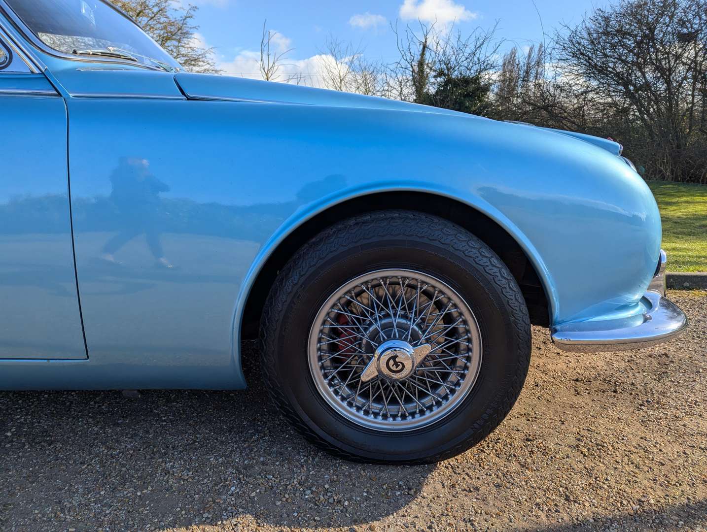 <p>1969 DAIMLER V8 250 AUTO</p>