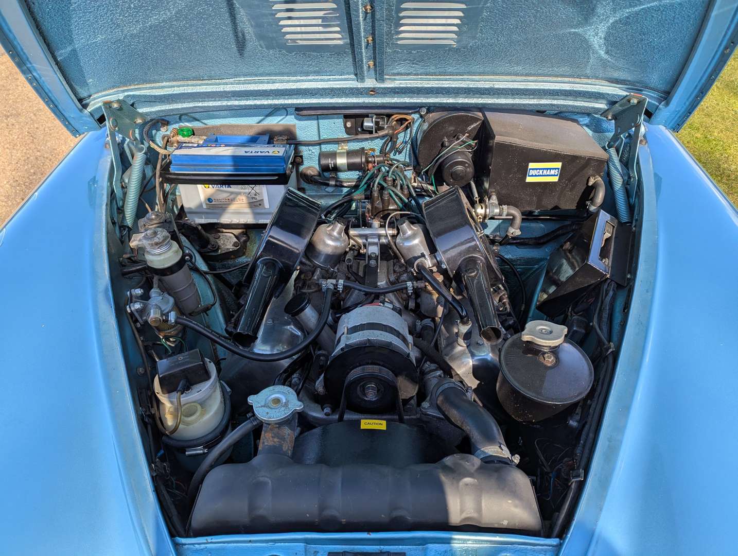 <p>1969 DAIMLER V8 250 AUTO</p>
