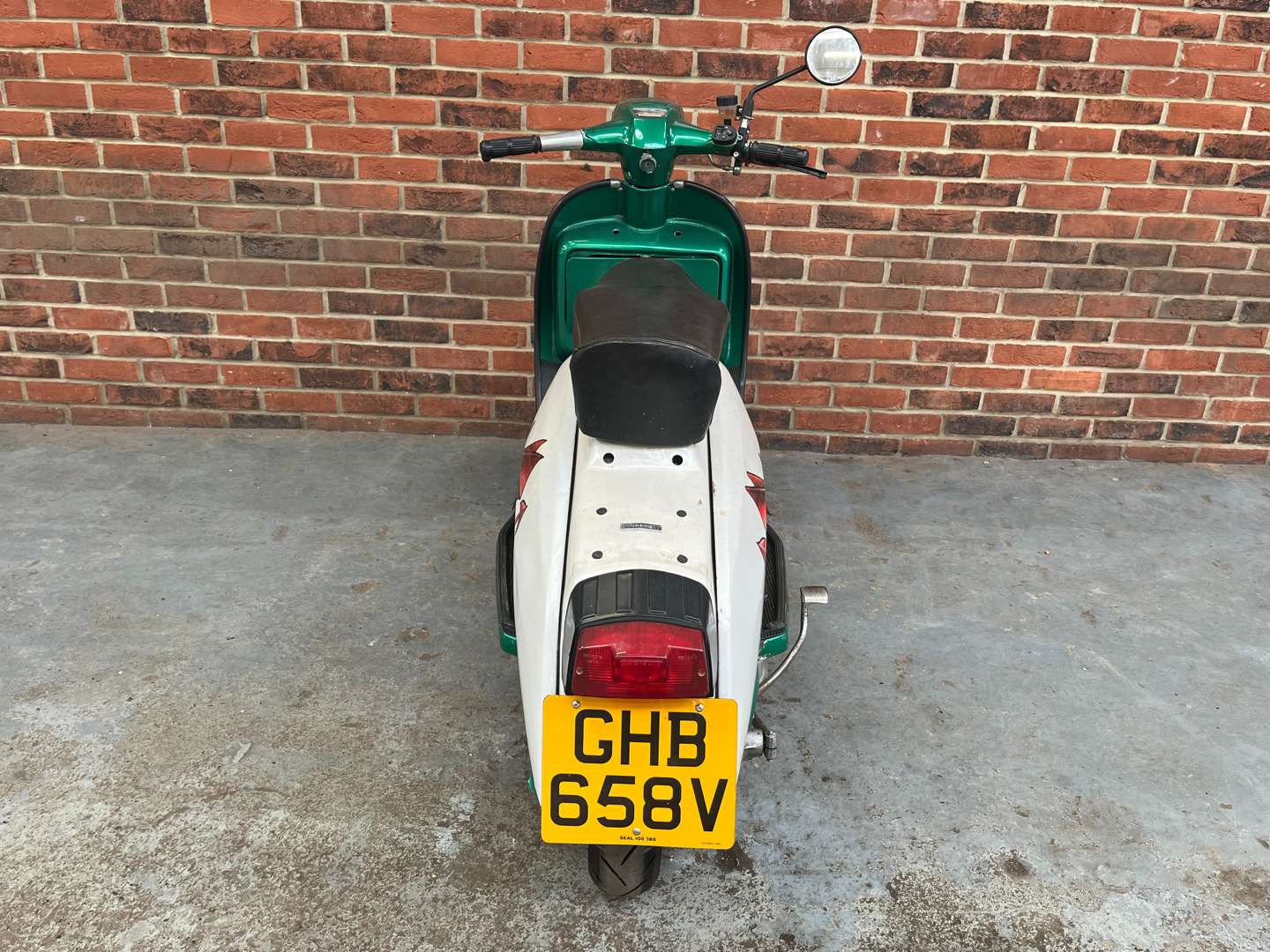 <p>1980 LAMBRETTA GP200</p>