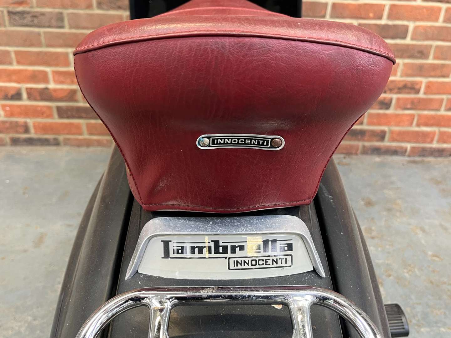 <p>1968 LAMBRETTA SX150</p>