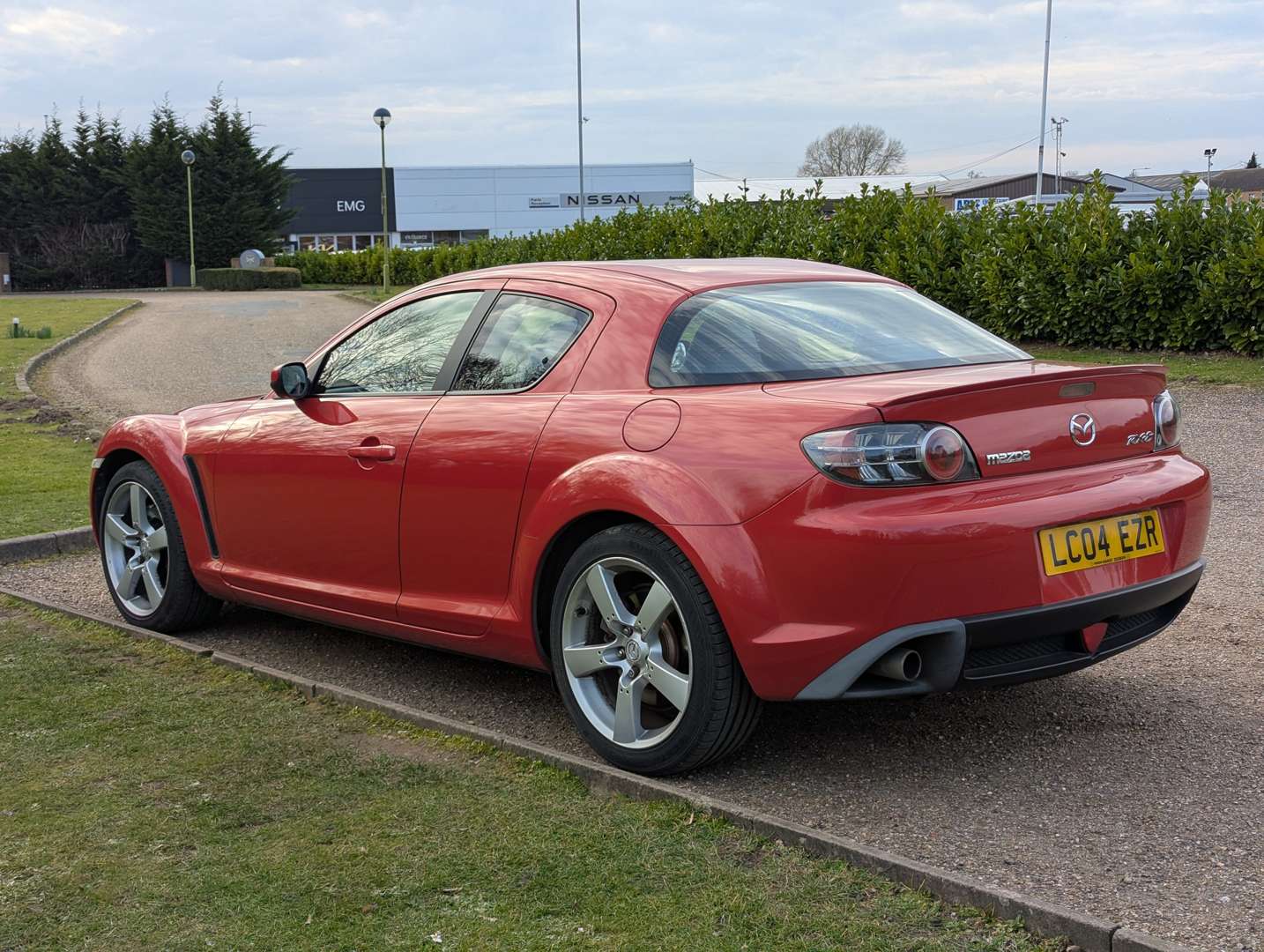 <p>2004 MAZDA&nbsp;RX-8 231 PS ONE OWNER</p>