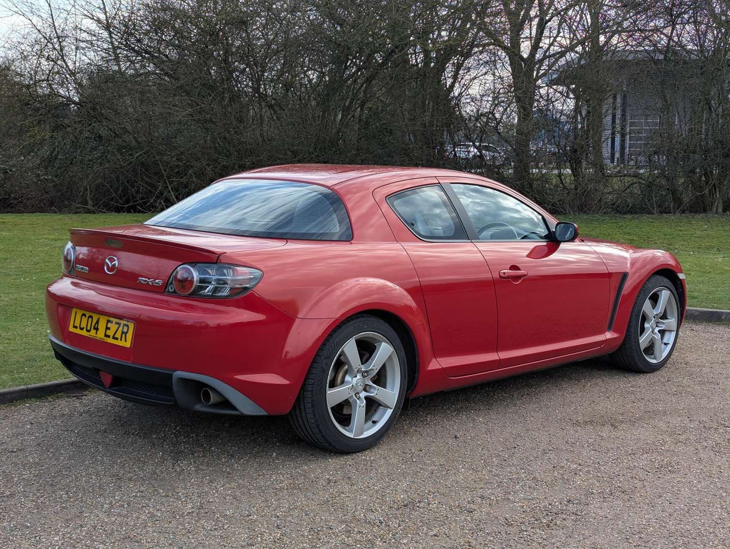 <p>2004 MAZDA&nbsp;RX-8 231 PS ONE OWNER</p>