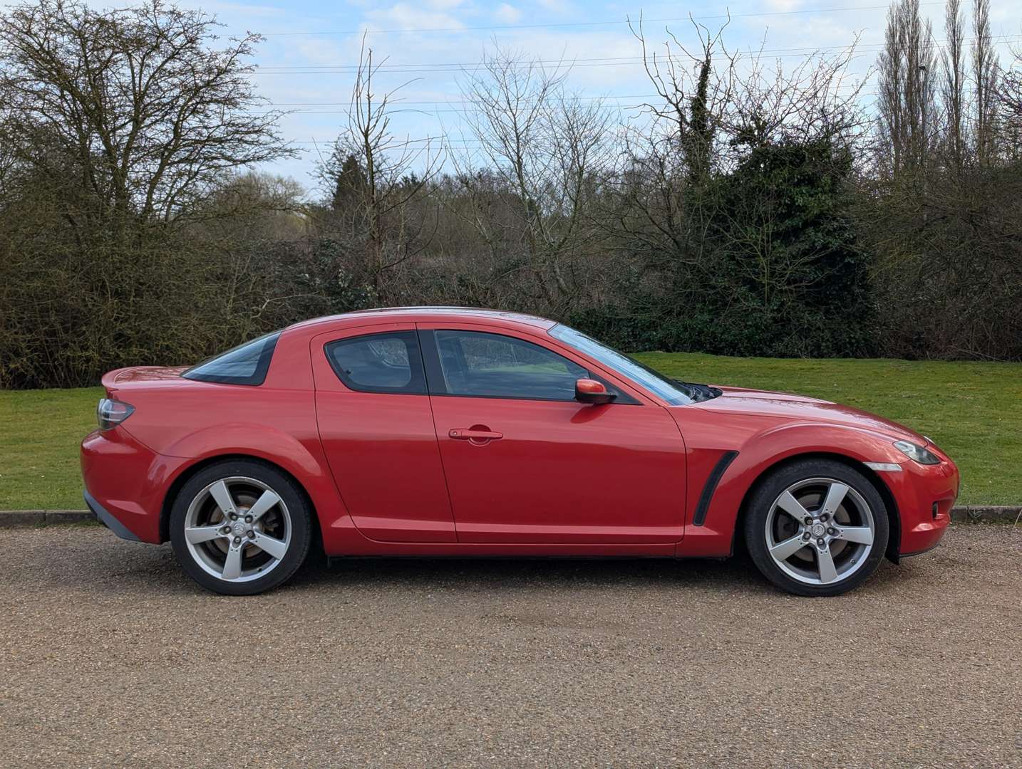 <p>2004 MAZDA&nbsp;RX-8 231 PS ONE OWNER</p>