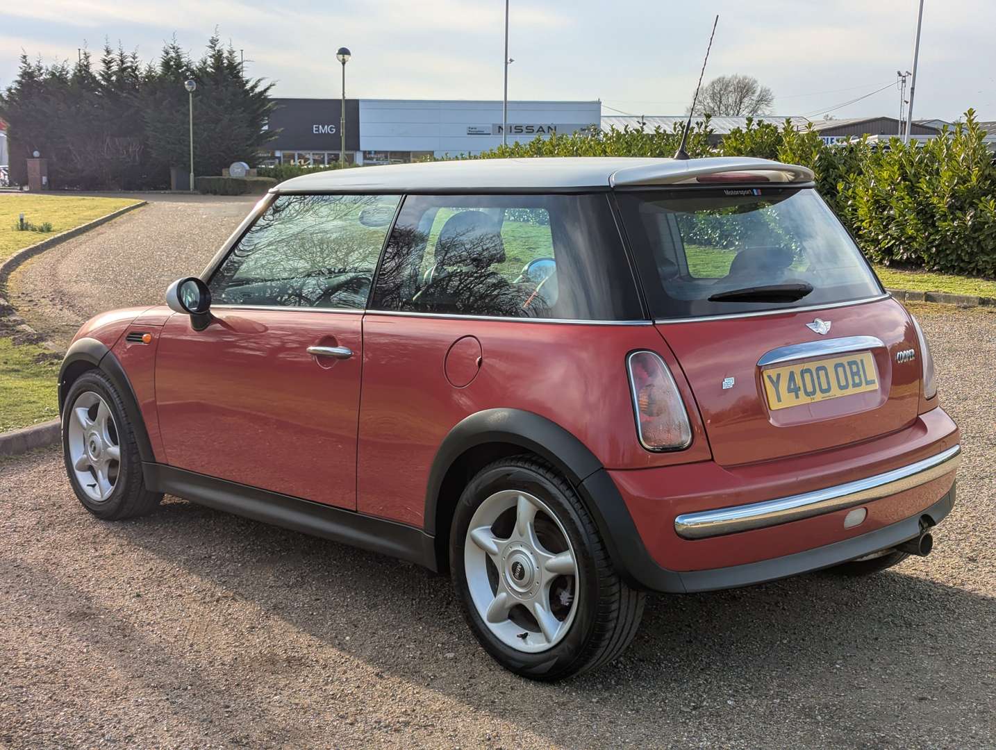 <p>2001 MINI COOPER</p>