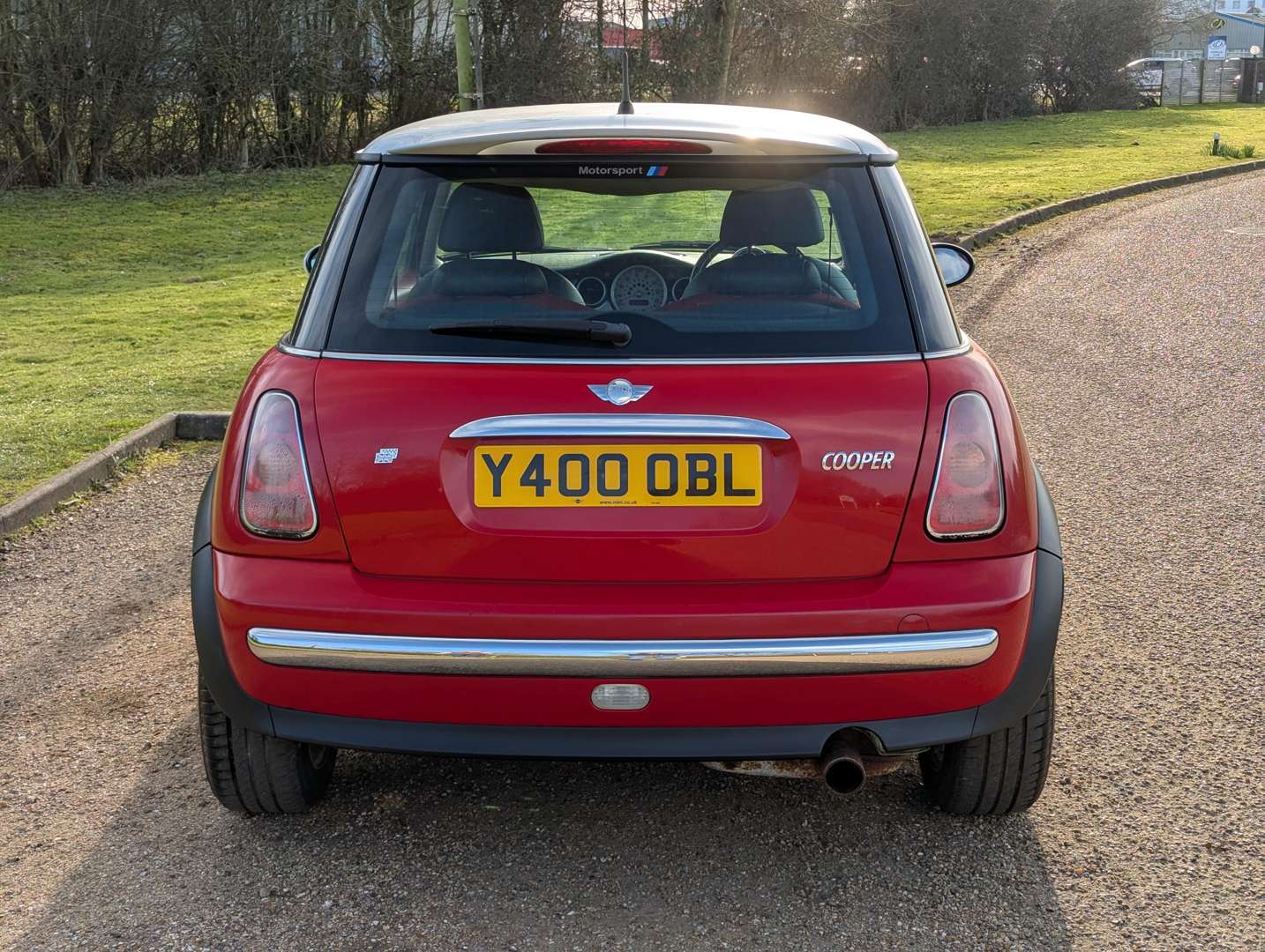 <p>2001 MINI COOPER</p>