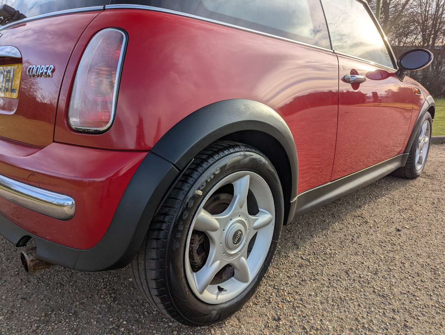 <p>2001 MINI COOPER</p>