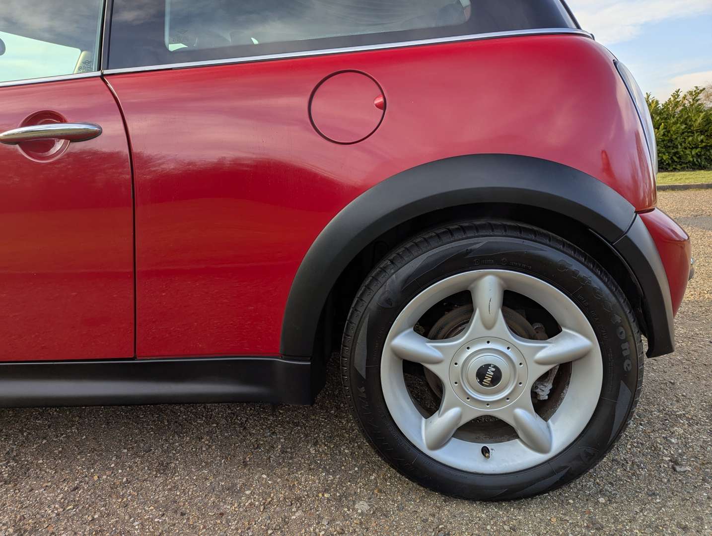 <p>2001 MINI COOPER</p>