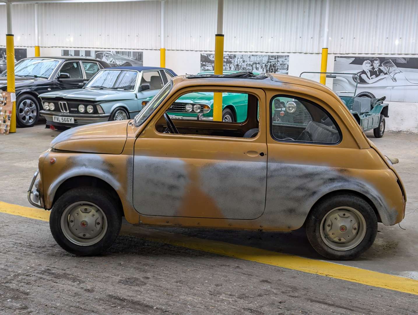 <p>1970 FIAT 500F LHD</p>