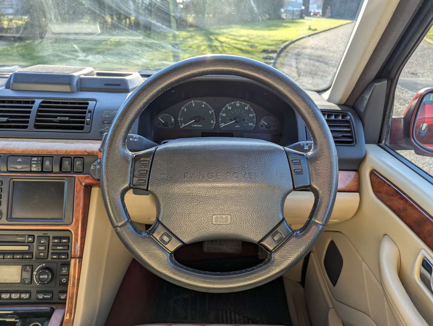 <p>2002 RANGE ROVER VOGUE SE AUTO</p>