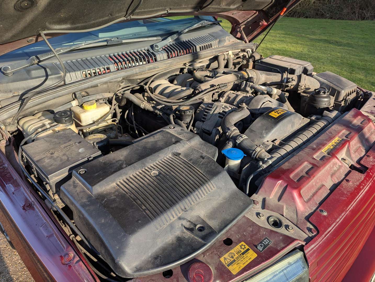 <p>2002 RANGE ROVER VOGUE SE AUTO</p>