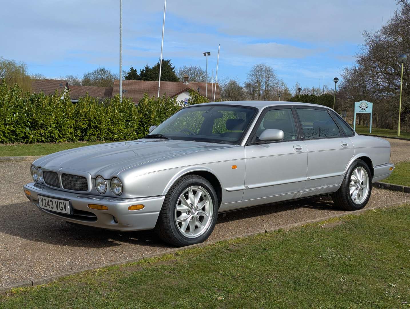 <p>2001 JAGUAR XJ 3.2 EXECUTIVE AUTO</p>