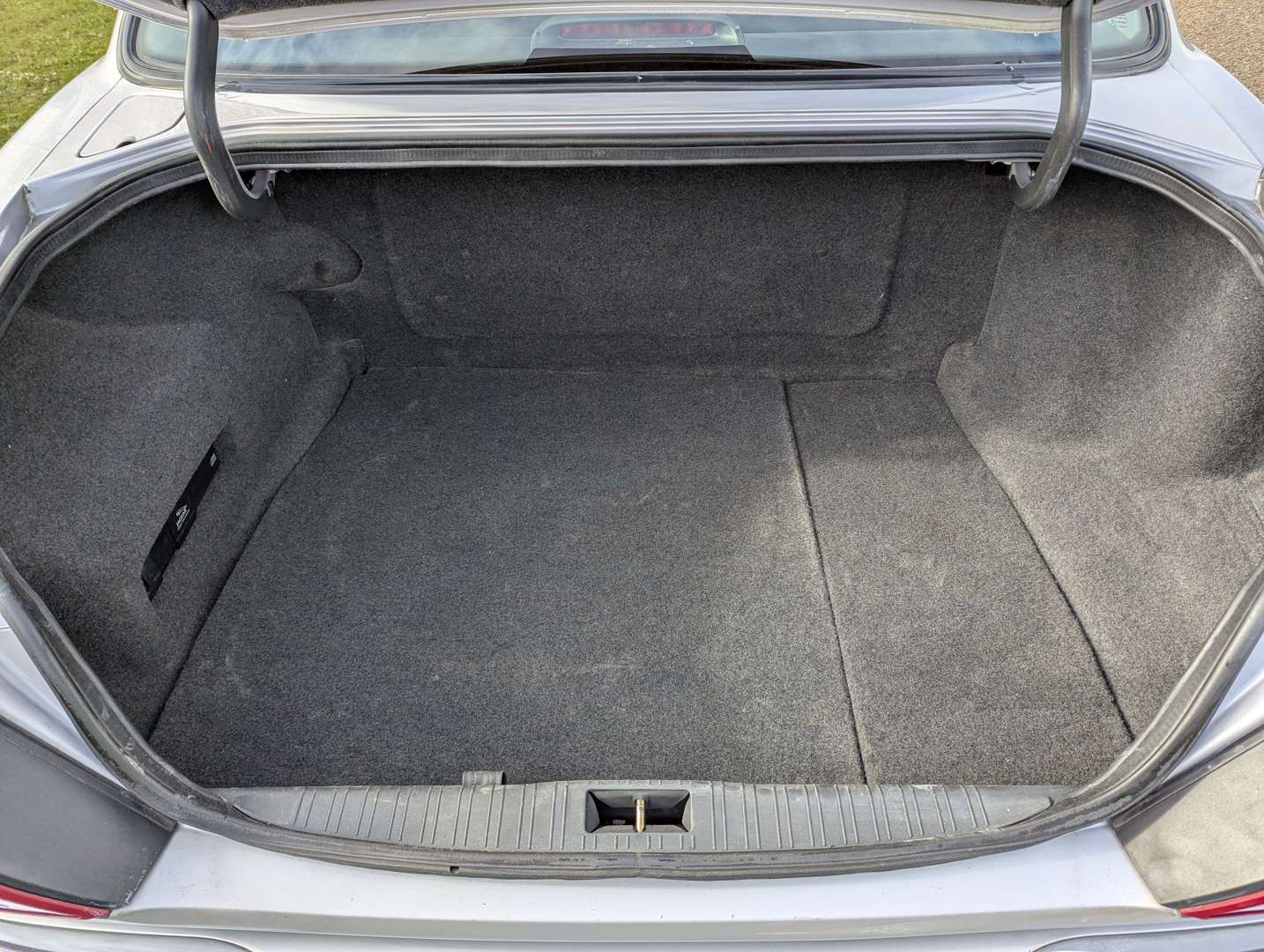 <p>2001 JAGUAR XJ 3.2 EXECUTIVE AUTO</p>