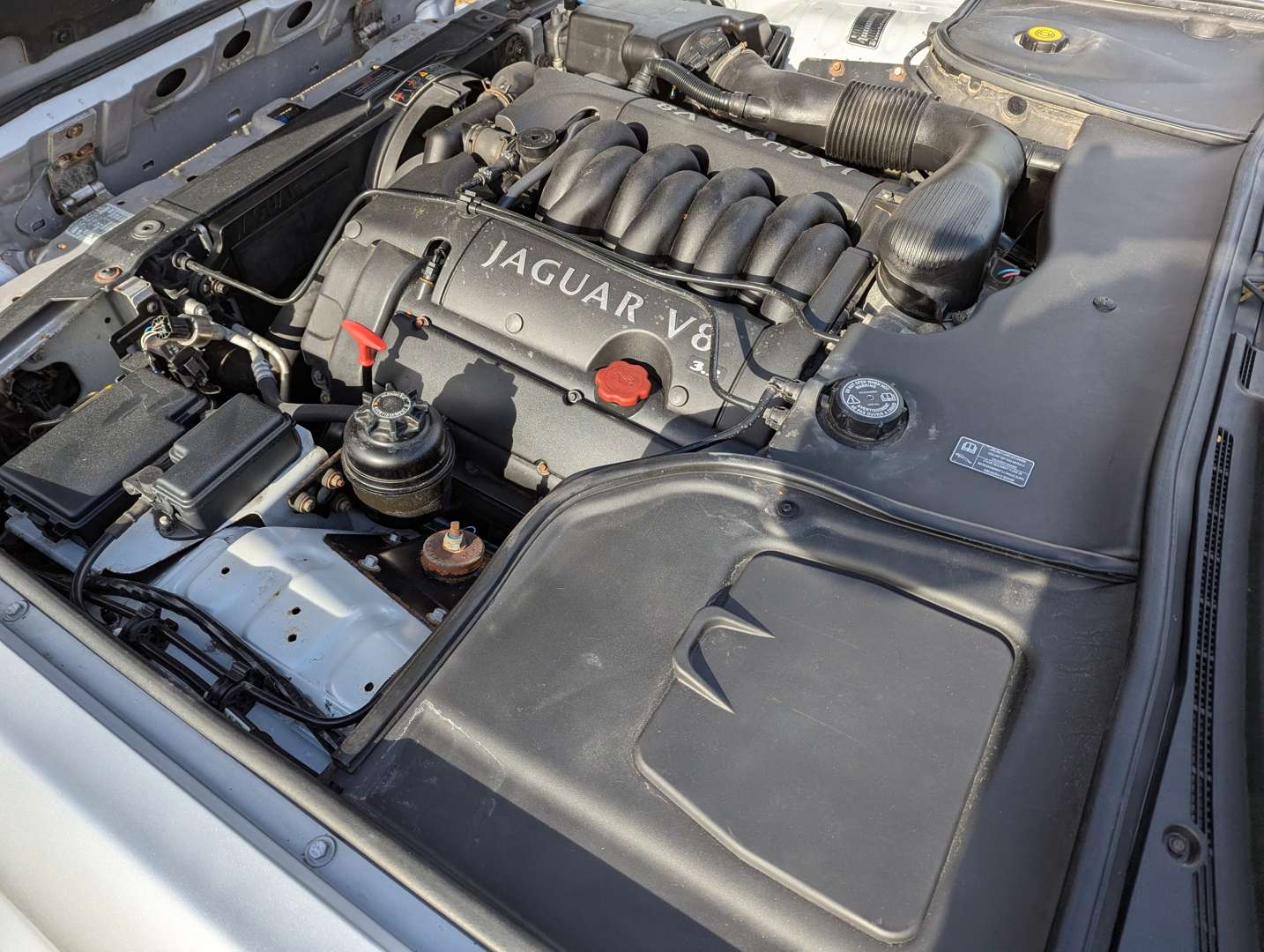 <p>2001 JAGUAR XJ 3.2 EXECUTIVE AUTO</p>