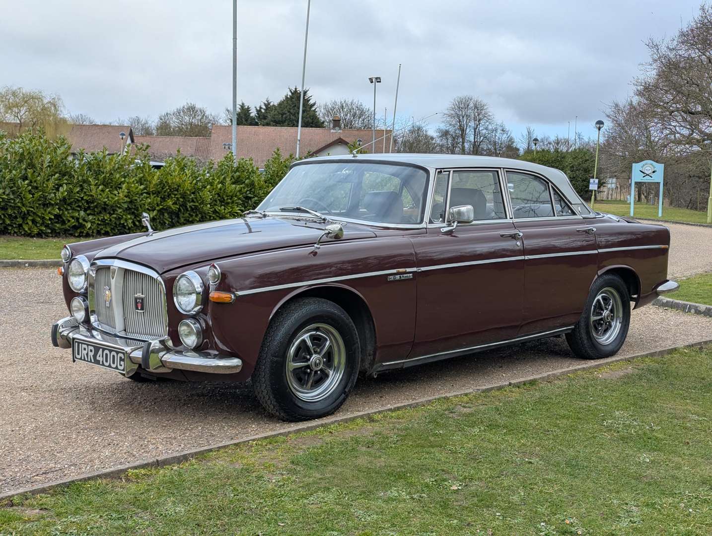 <p>1969 ROVER P5B 3.5 LITRE COUPE AUTO</p>
