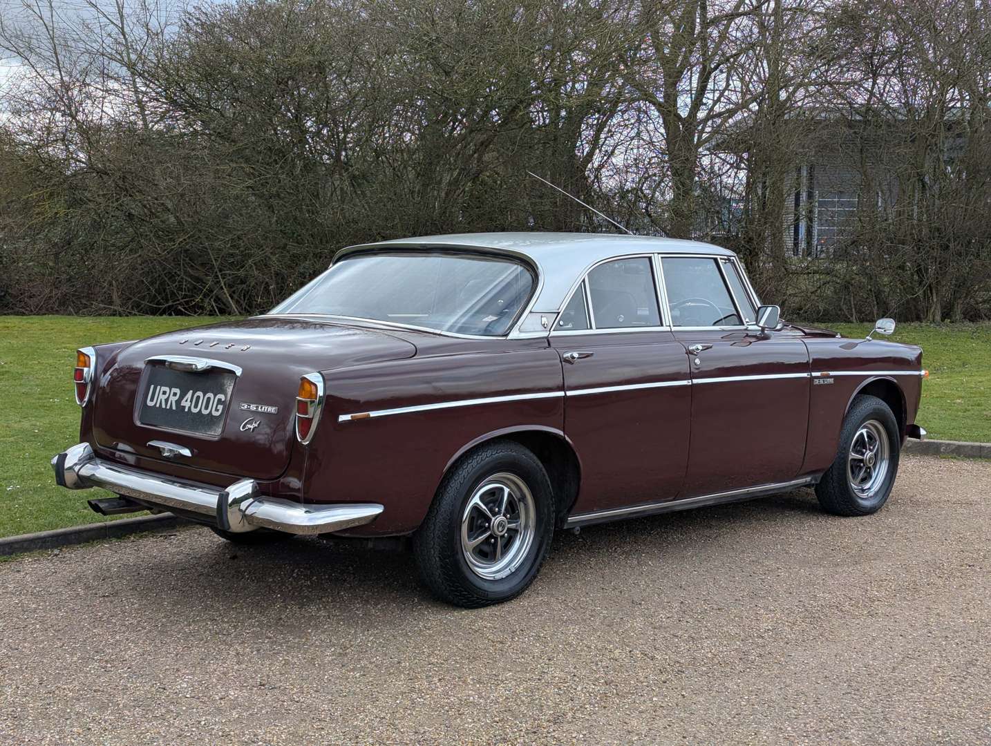 <p>1969 ROVER P5B 3.5 LITRE COUPE AUTO</p>