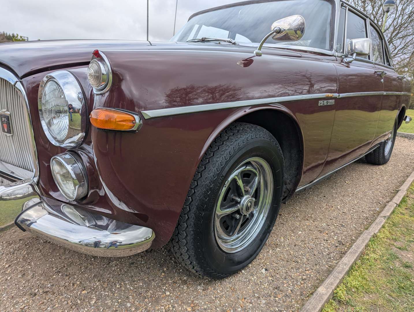 <p>1969 ROVER P5B 3.5 LITRE COUPE AUTO</p>