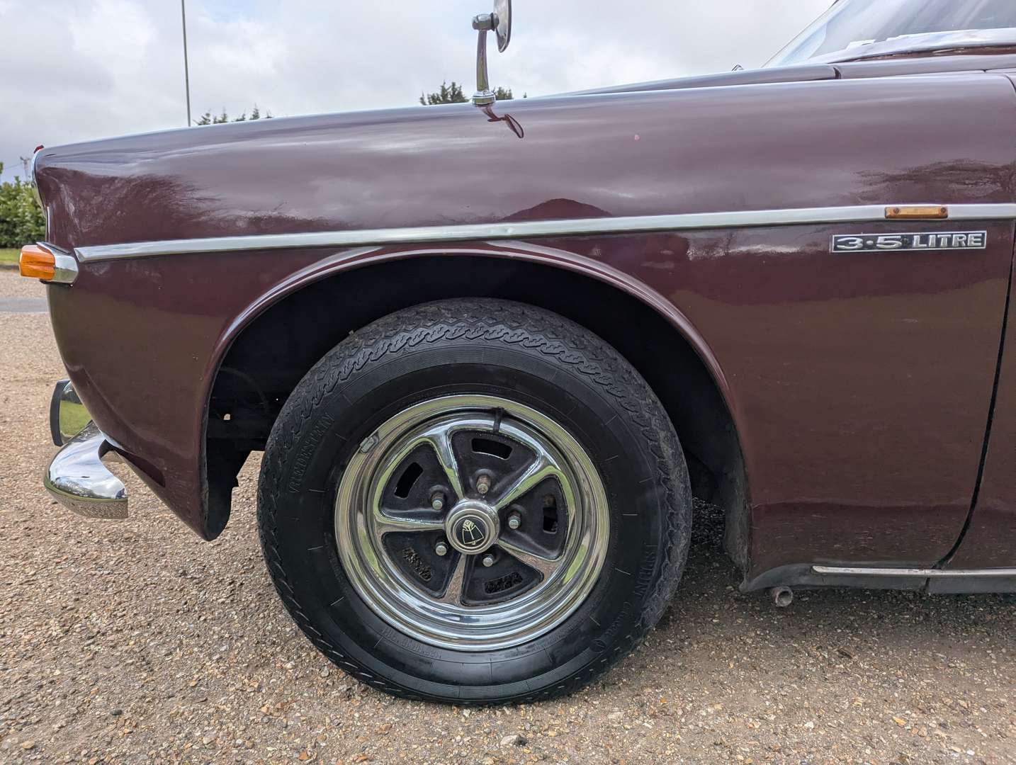 <p>1969 ROVER P5B 3.5 LITRE COUPE AUTO</p>