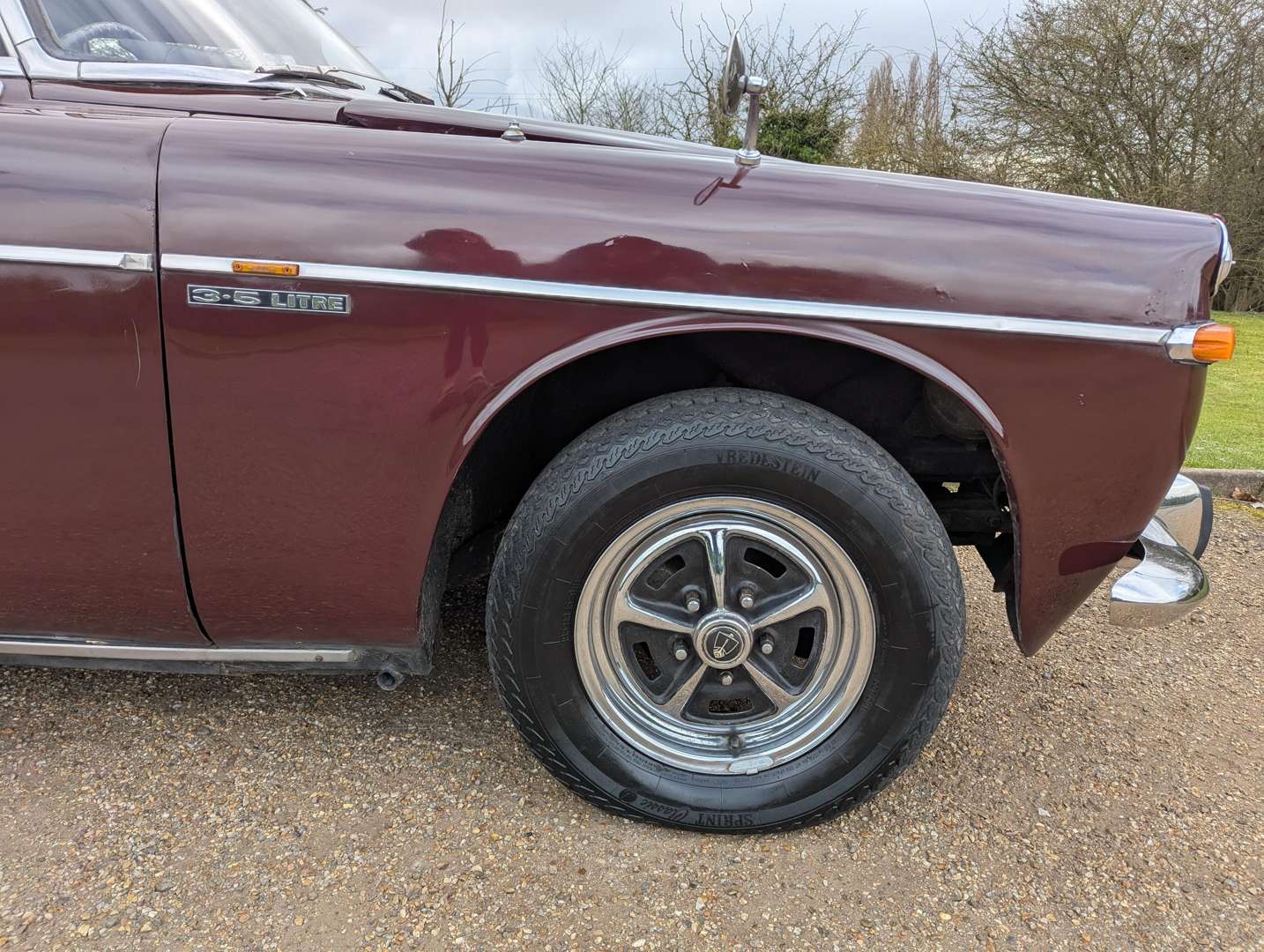 <p>1969 ROVER P5B 3.5 LITRE COUPE AUTO</p>