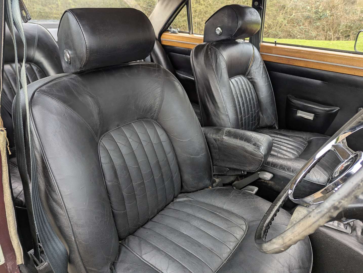 <p>1969 ROVER P5B 3.5 LITRE COUPE AUTO</p>