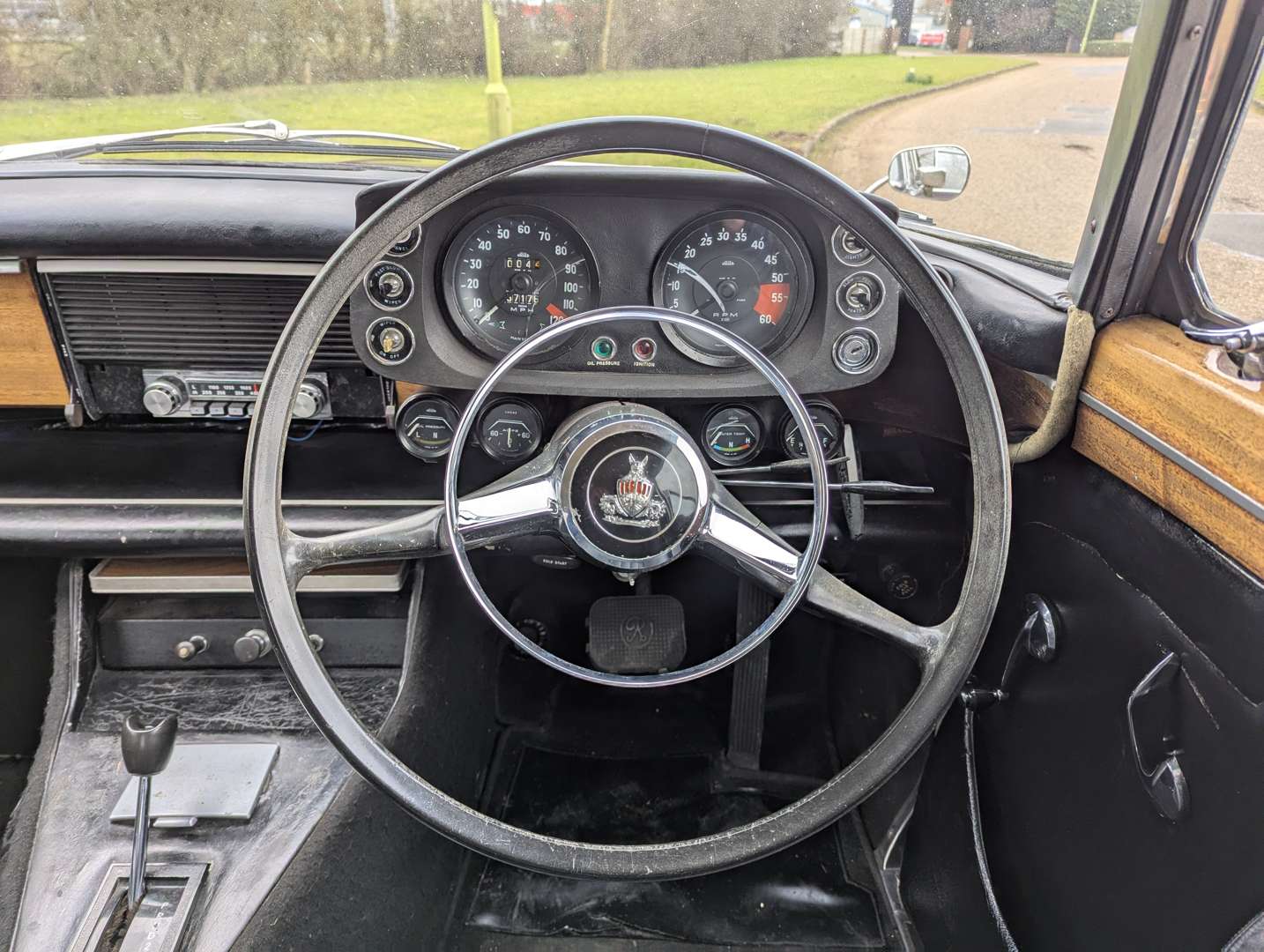 <p>1969 ROVER P5B 3.5 LITRE COUPE AUTO</p>
