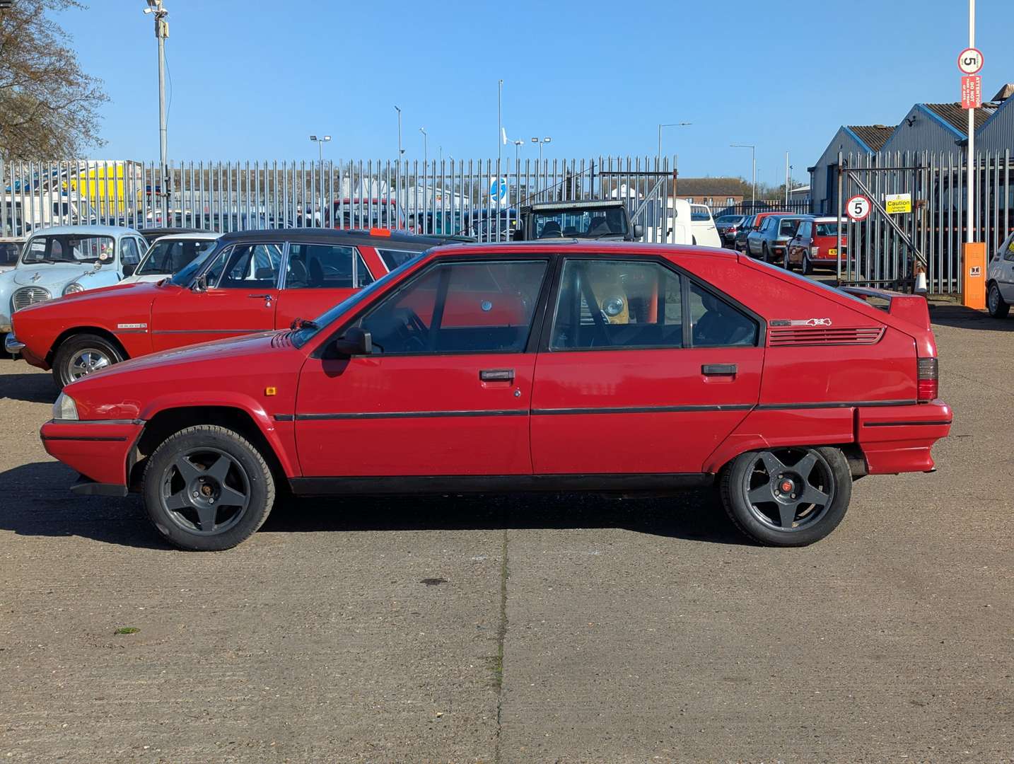 <p>1990 CITROEN BX GTI 4X4</p>