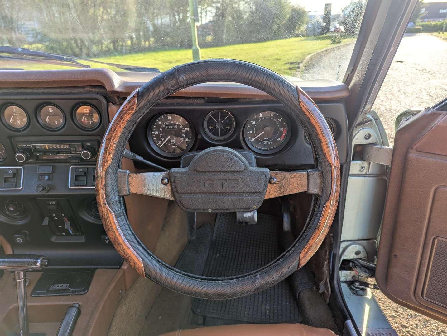 <p>1980 RELIANT SCIMITAR GTE SE6B AUTO</p>