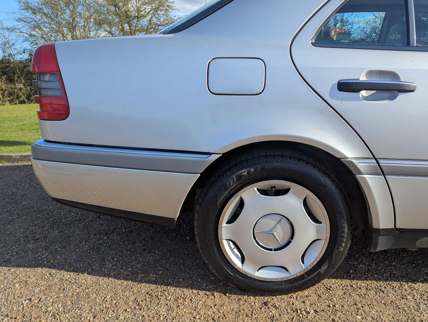 <p>1993 MERCEDES C180 AUTO</p>
