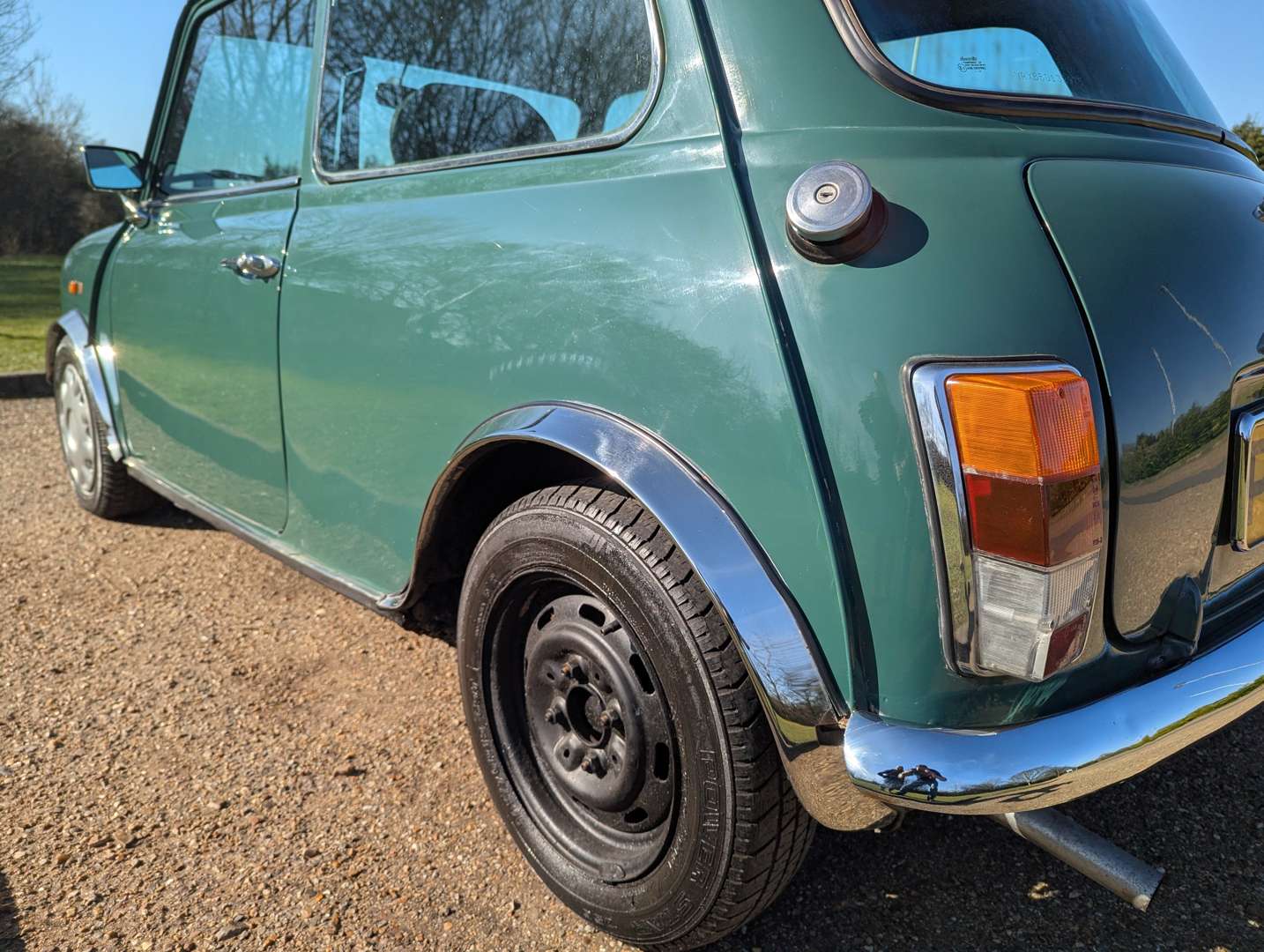 <p>1996 ROVER MINI EQUINOX</p>