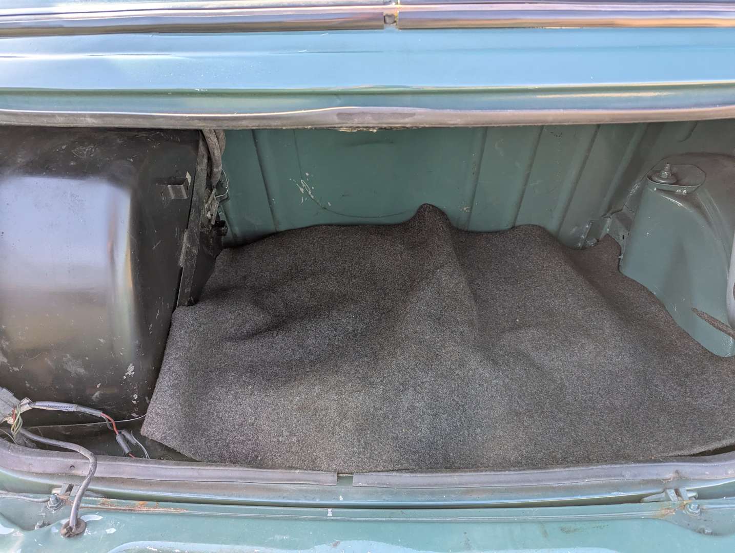 <p>1996 ROVER MINI EQUINOX</p>