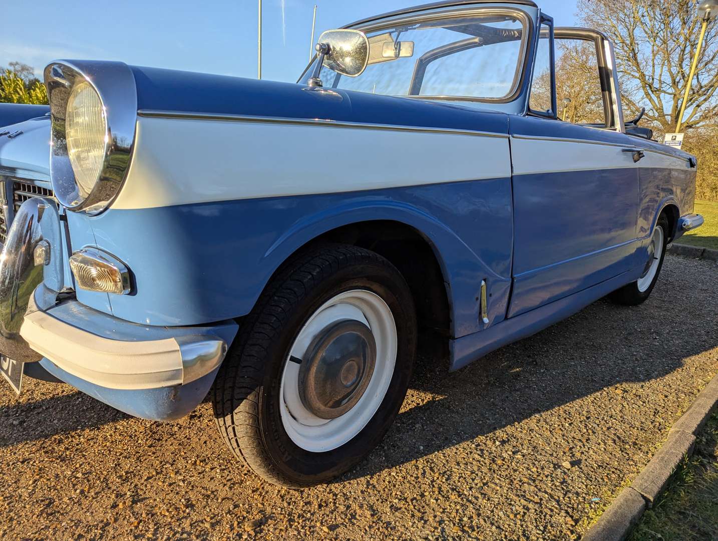 <p>1968 TRIUMPH HERALD 1200</p>