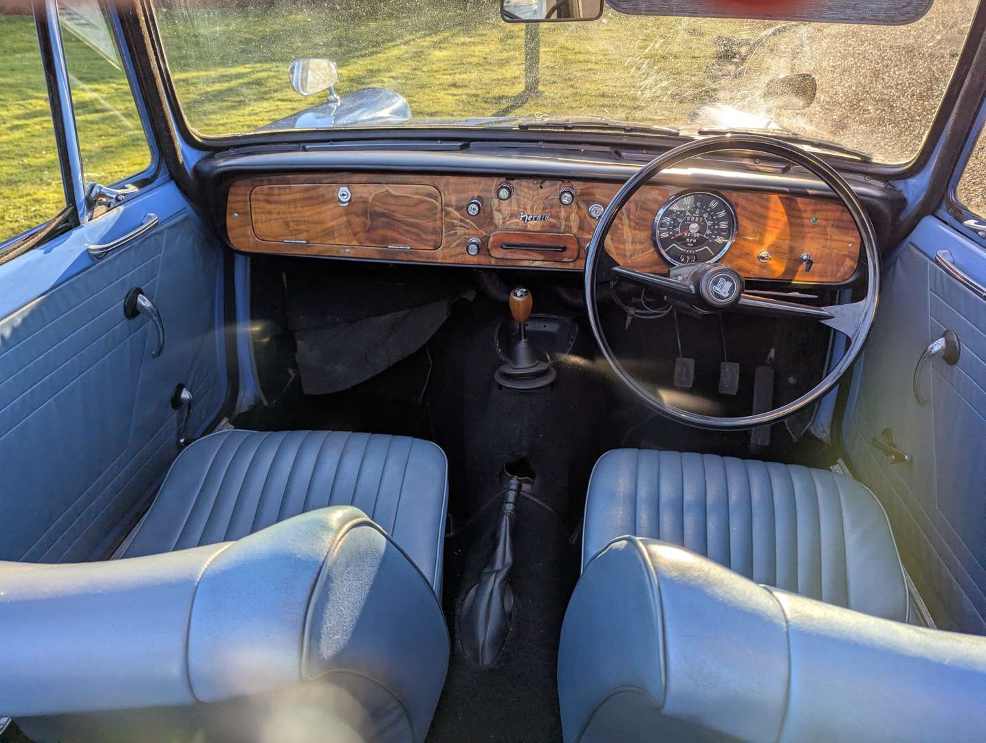 <p>1968 TRIUMPH HERALD 1200</p>
