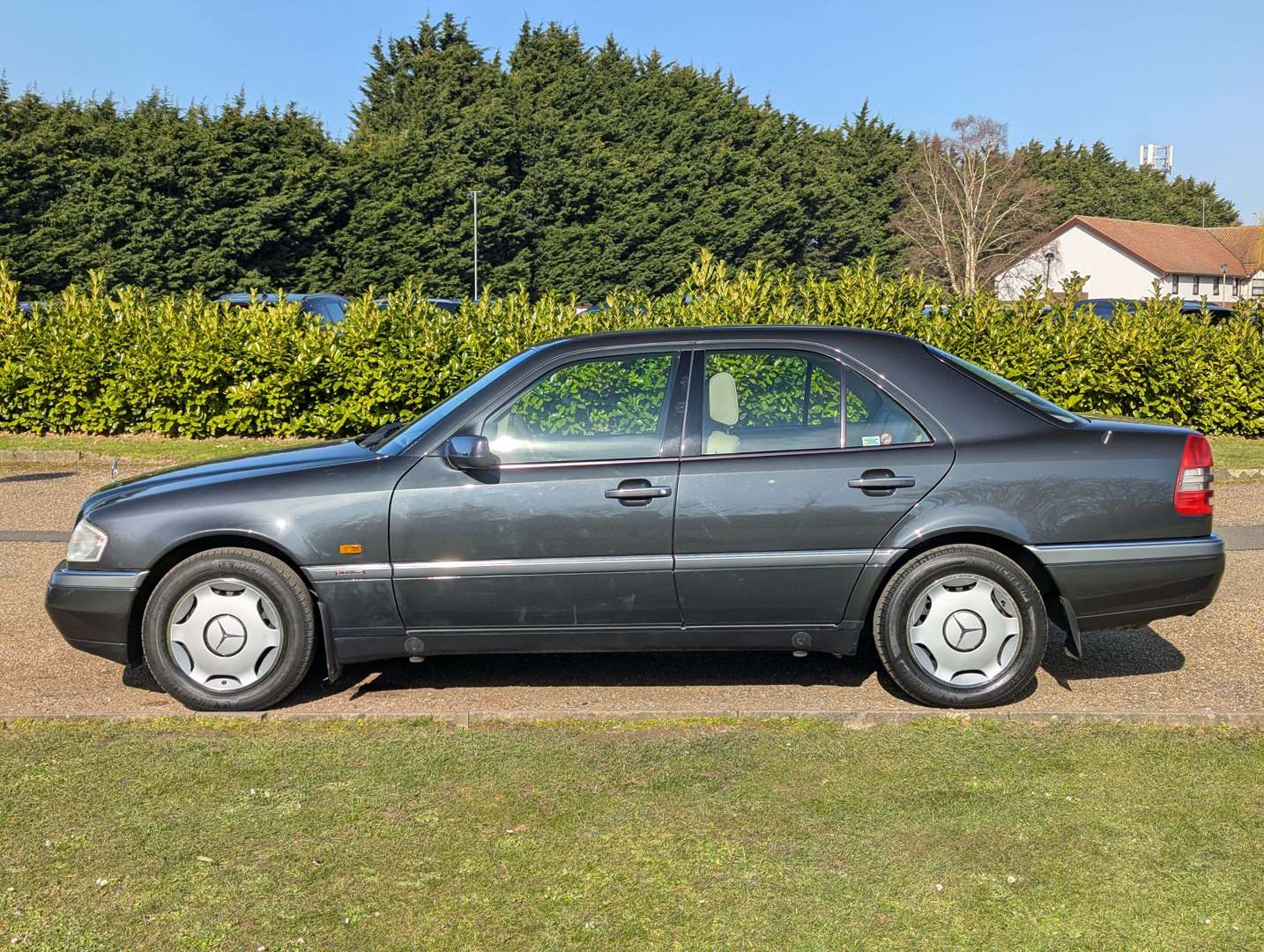 <p>1994 MERCEDES C180 ELEGANCE AUTO 34,508 MILES</p>